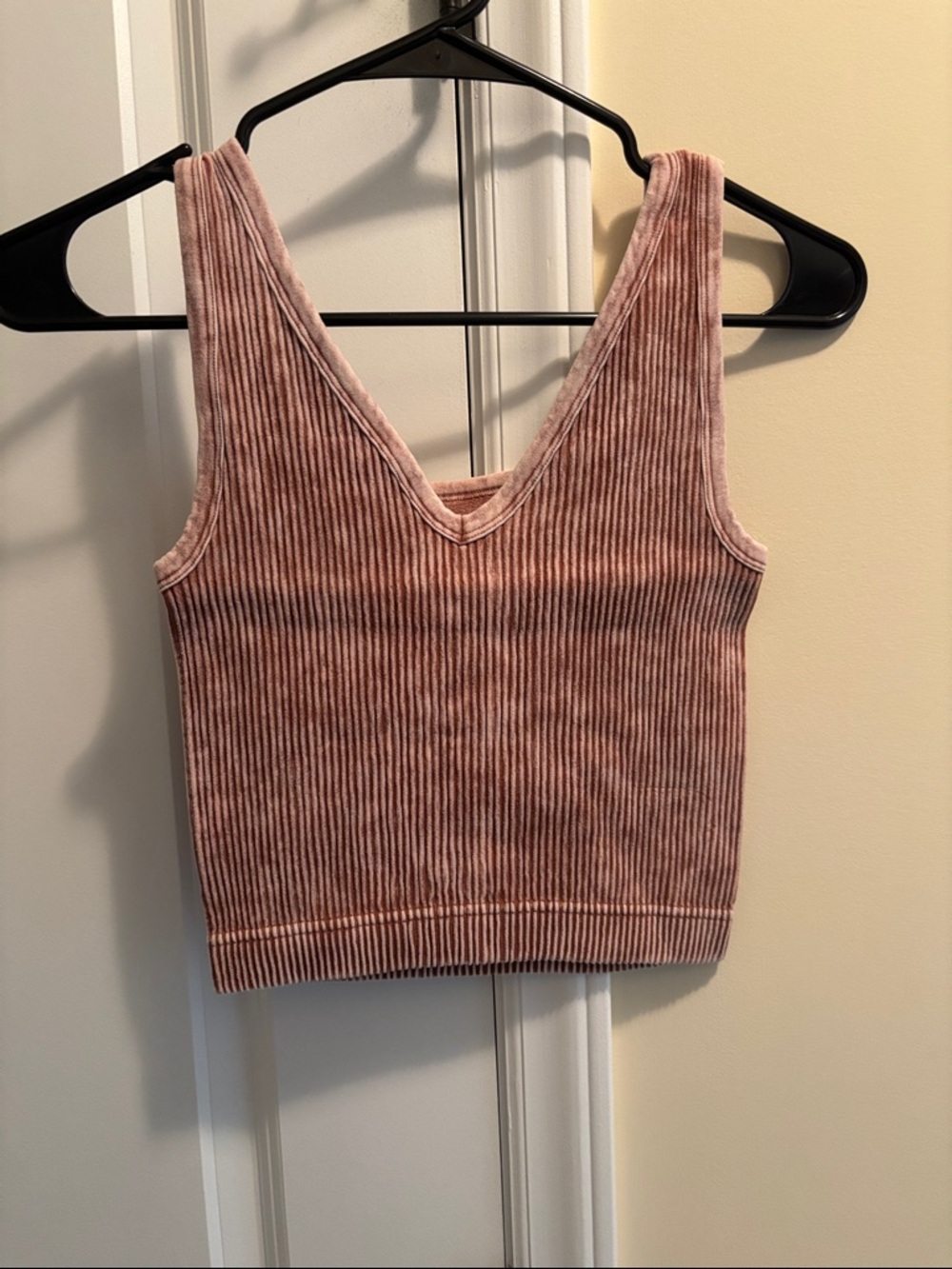 Sleeveless V-Neck Ribbed Tank Top - Tan